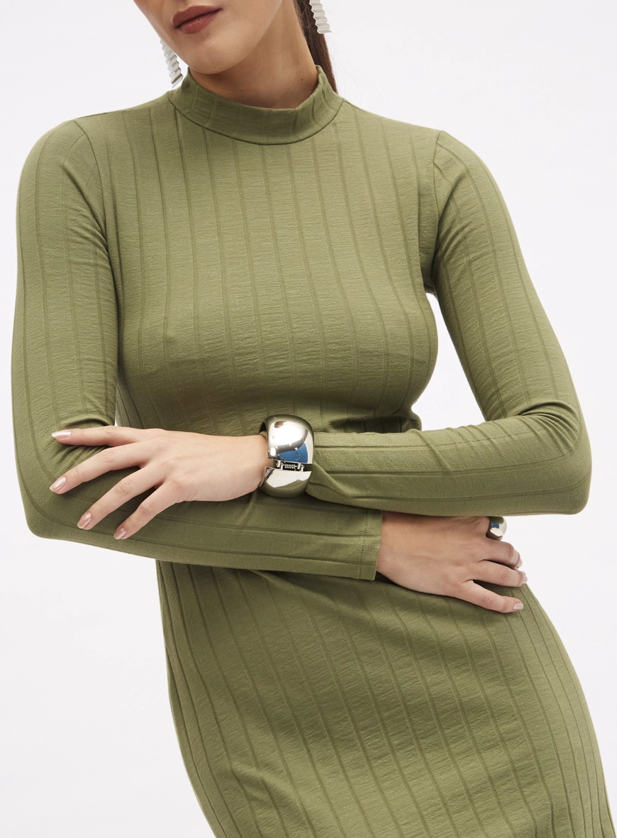 Vestido Canelado Verde 4