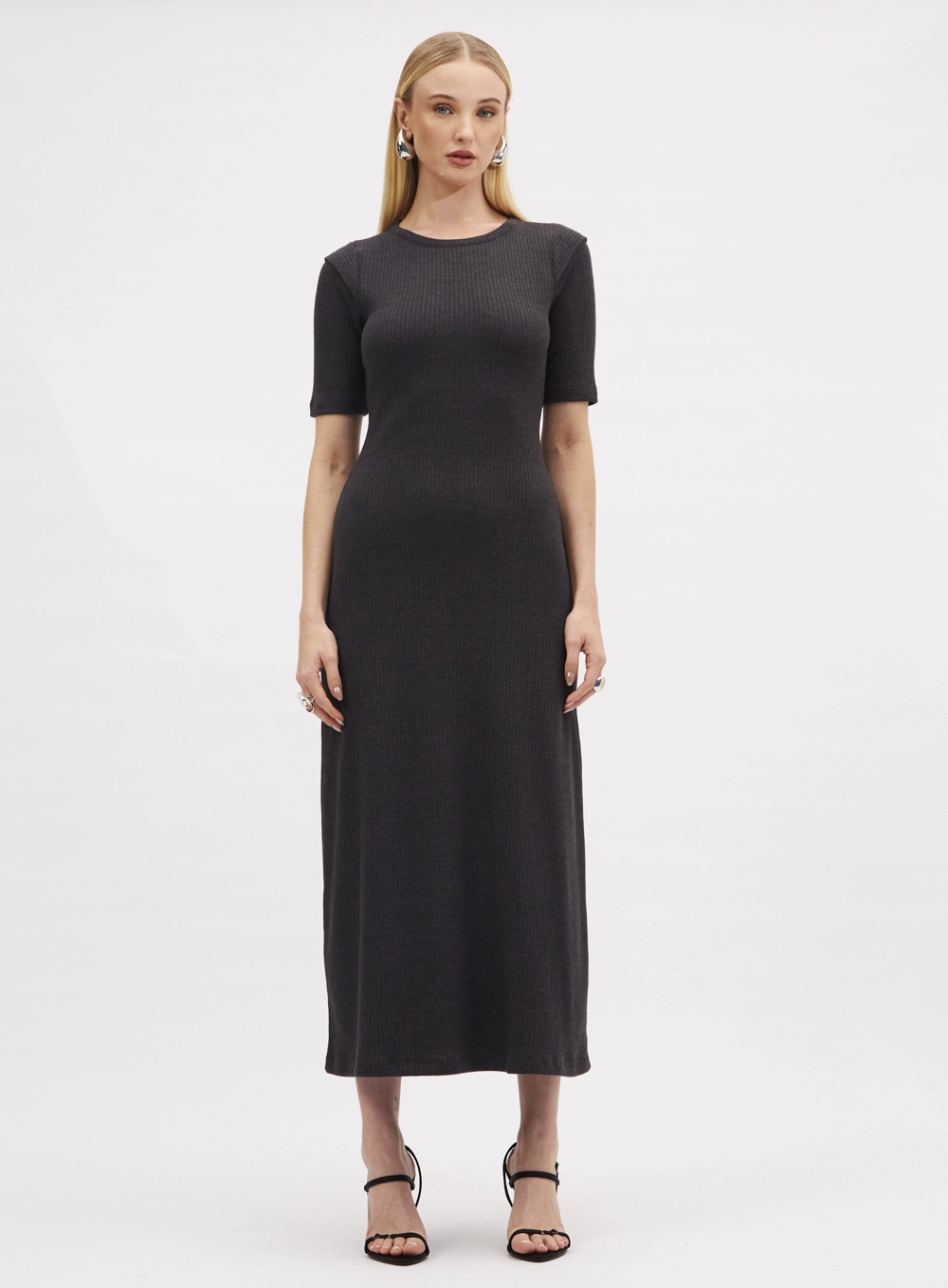 Vestido Sommer Cinza 2