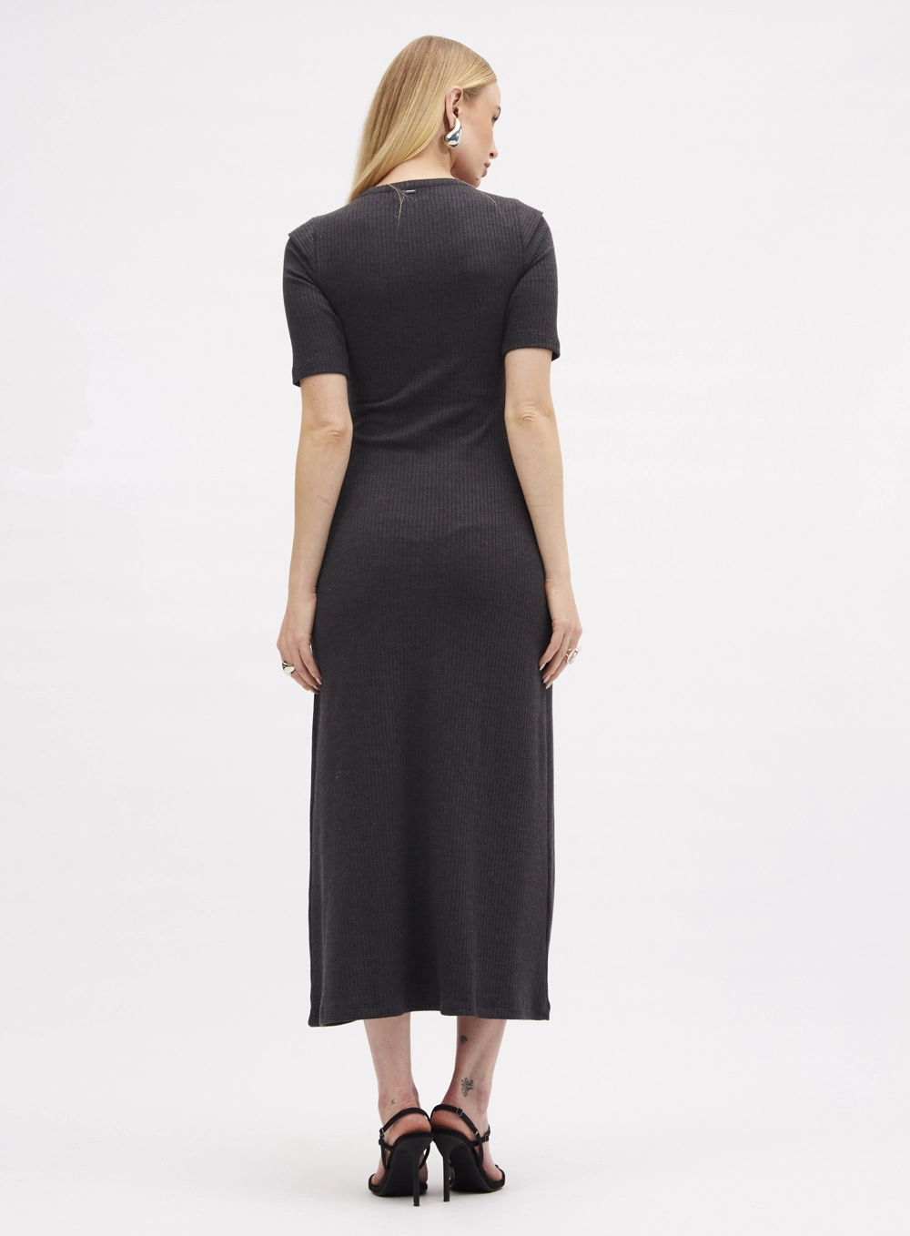 Vestido Sommer Cinza 3