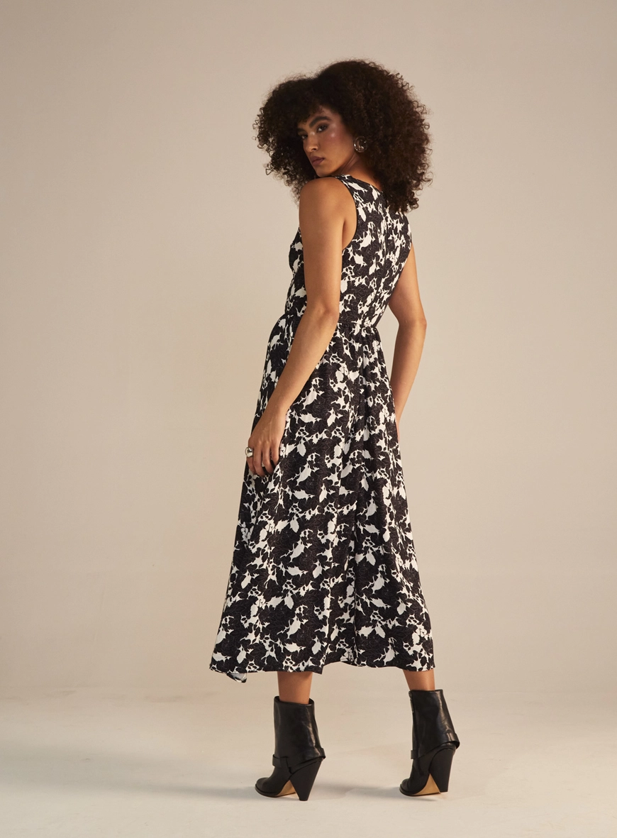 Vestido Midi Com Estampa Floral Estamapados 3