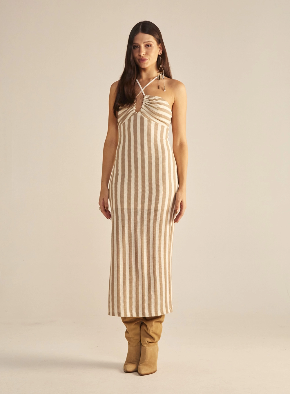 Vestido Slim Listrado Com Amarração Nas Costas Estampadas 4