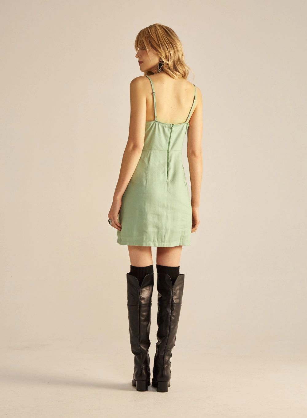 Vestido Linho Mini Com Alças Verde 3