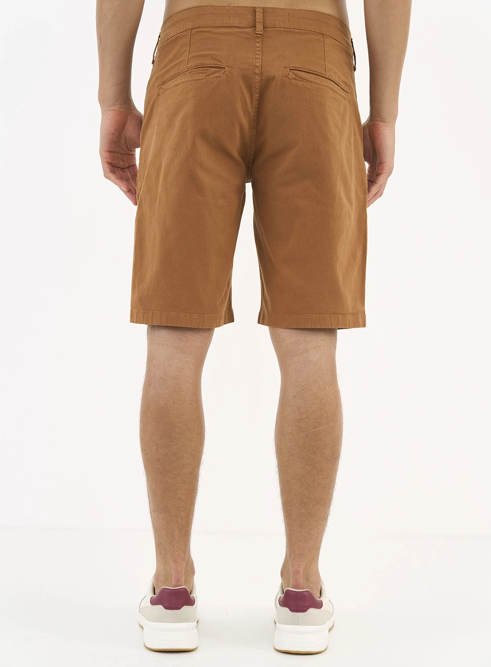 Bermuda Sarja Chino Marrom