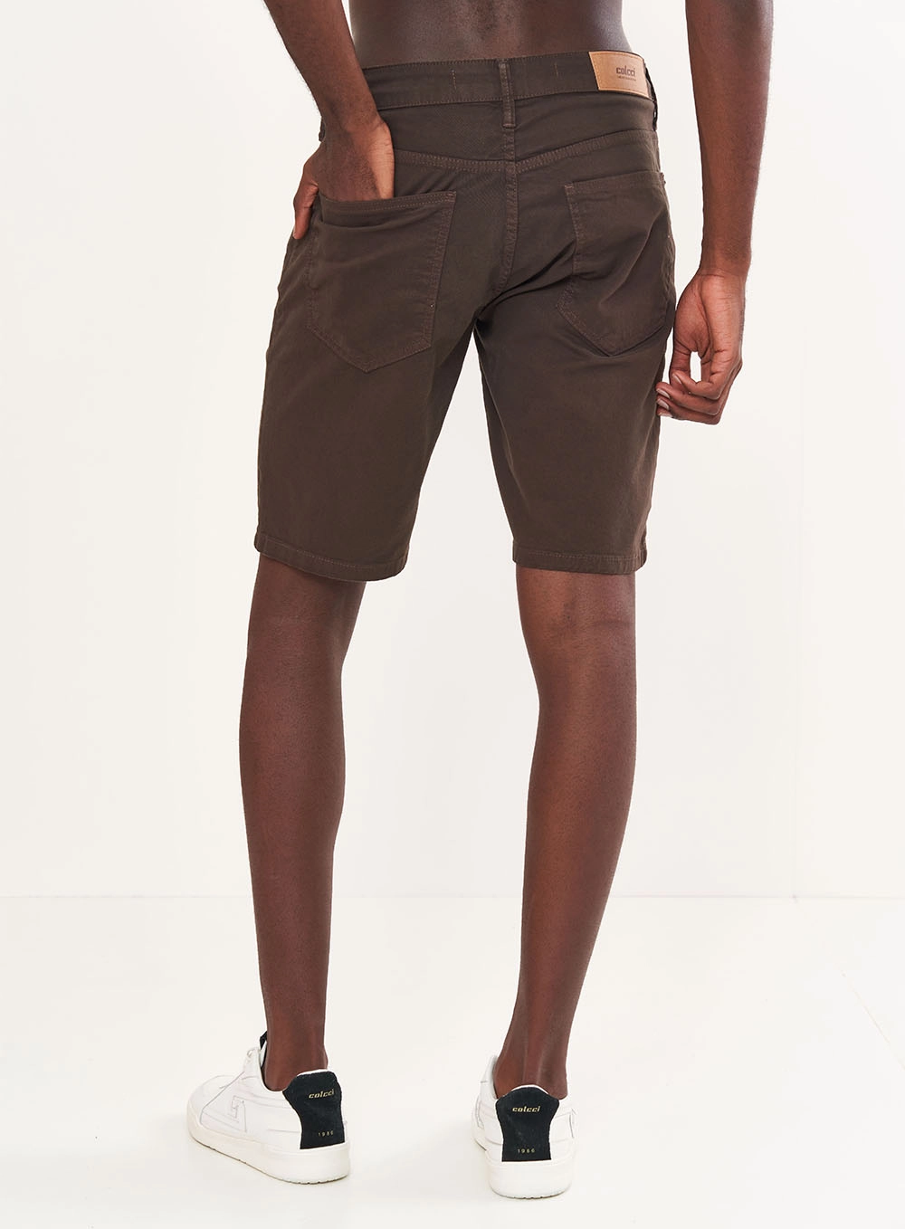 Bermuda Sarja Davi Slim Marrom