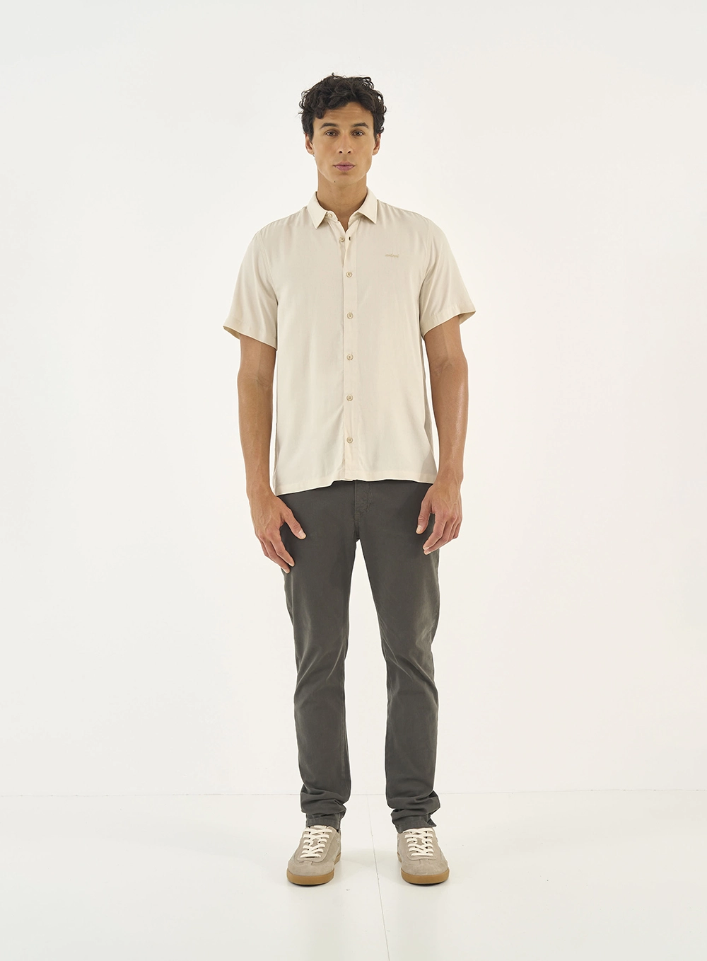 Camisa Relax Manga Curta Bege