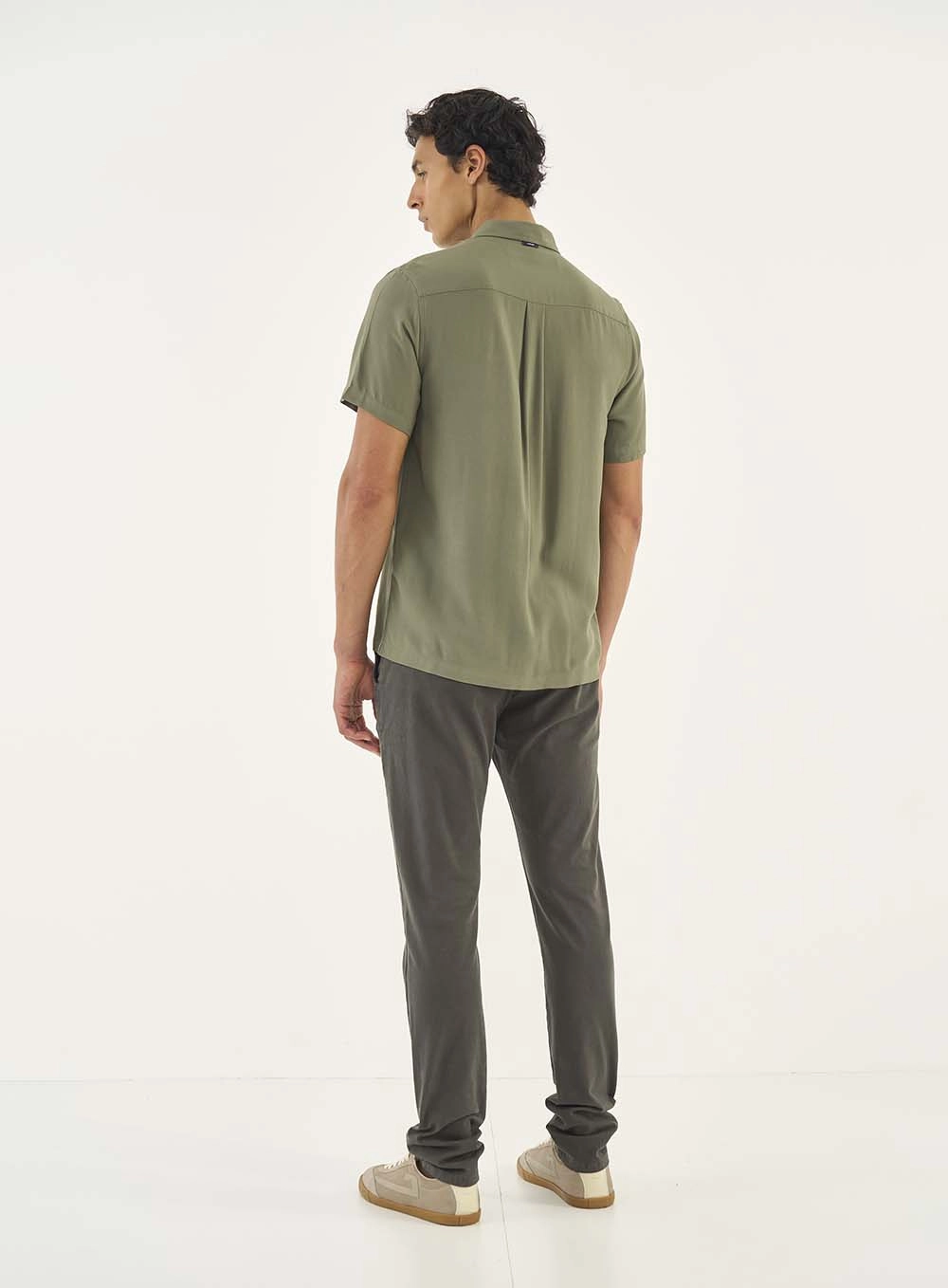 Camisa Relax Manga Curta Verde Dragon