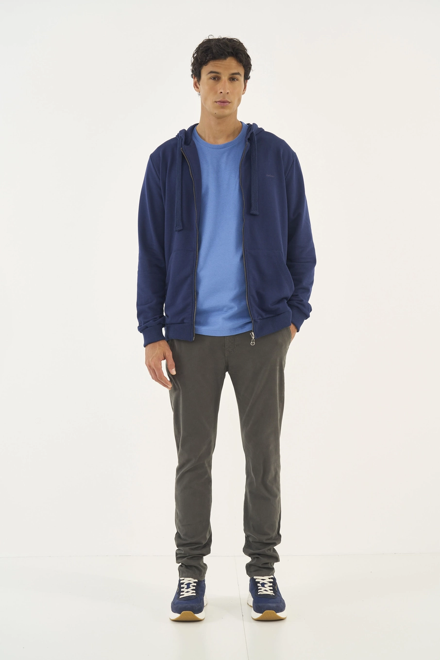 Jaqueta Slim De Moletom Com Capuz Azul