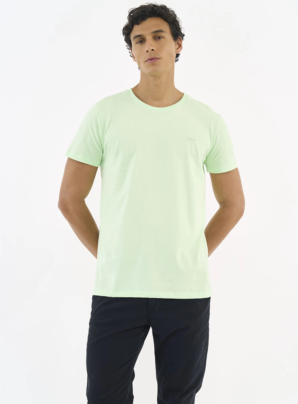 Camiseta Masculina Essential Verde