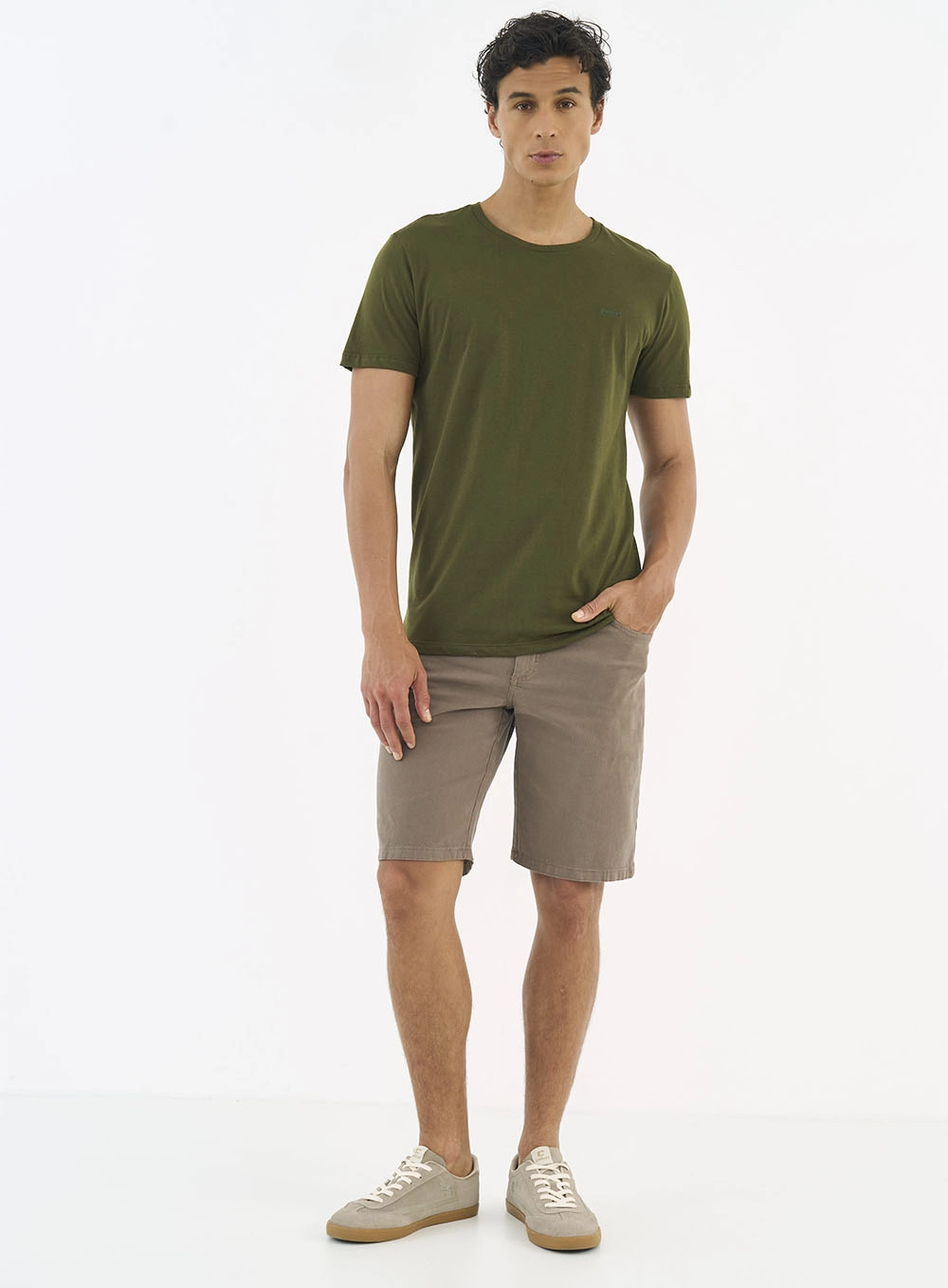 Camiseta Masculina Essential Verde