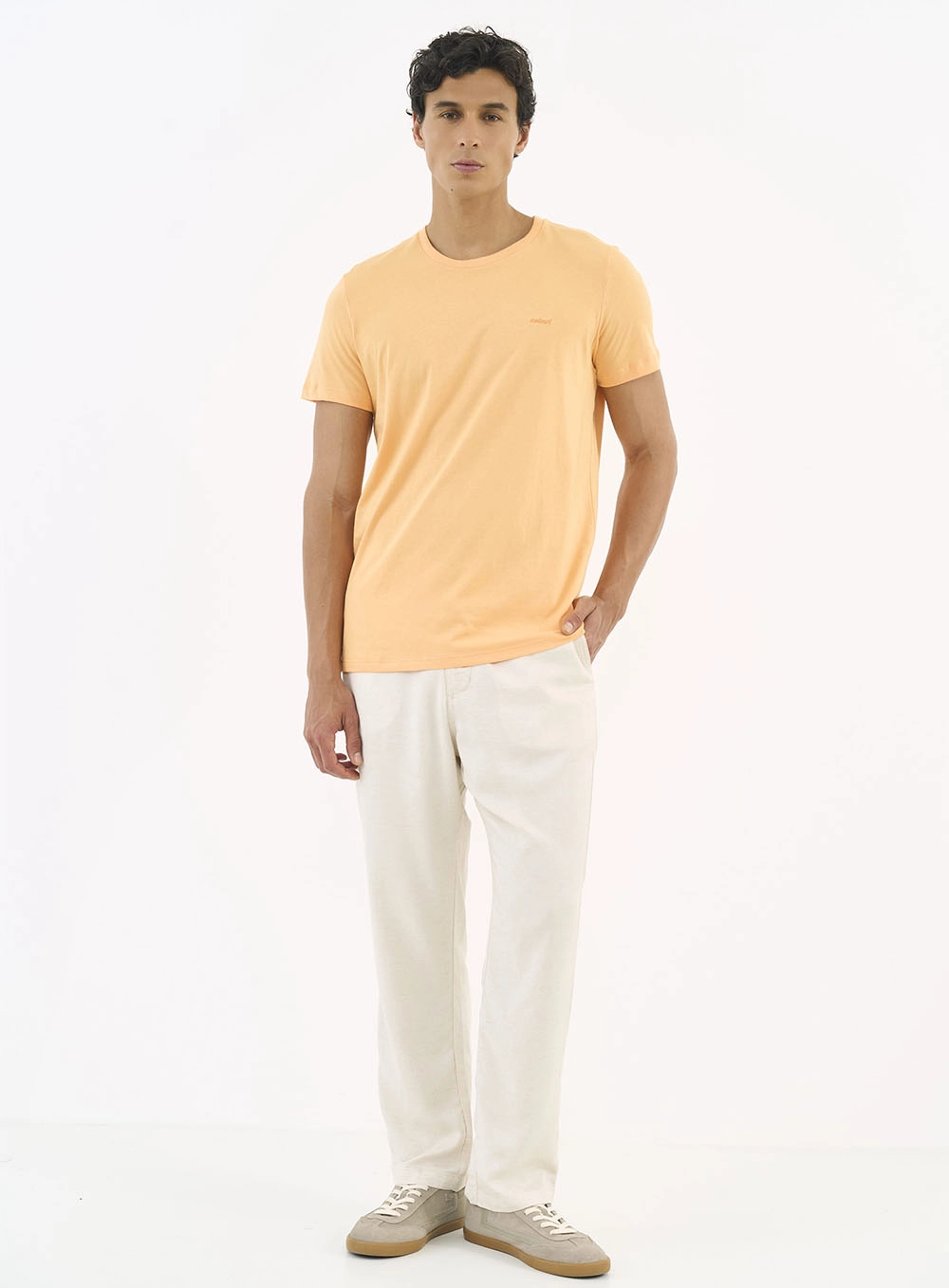 Camiseta Masculina Essential Laranja