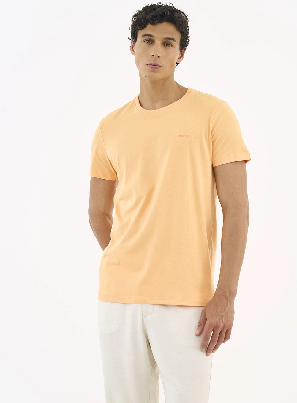 Camiseta Masculina Essential Laranja