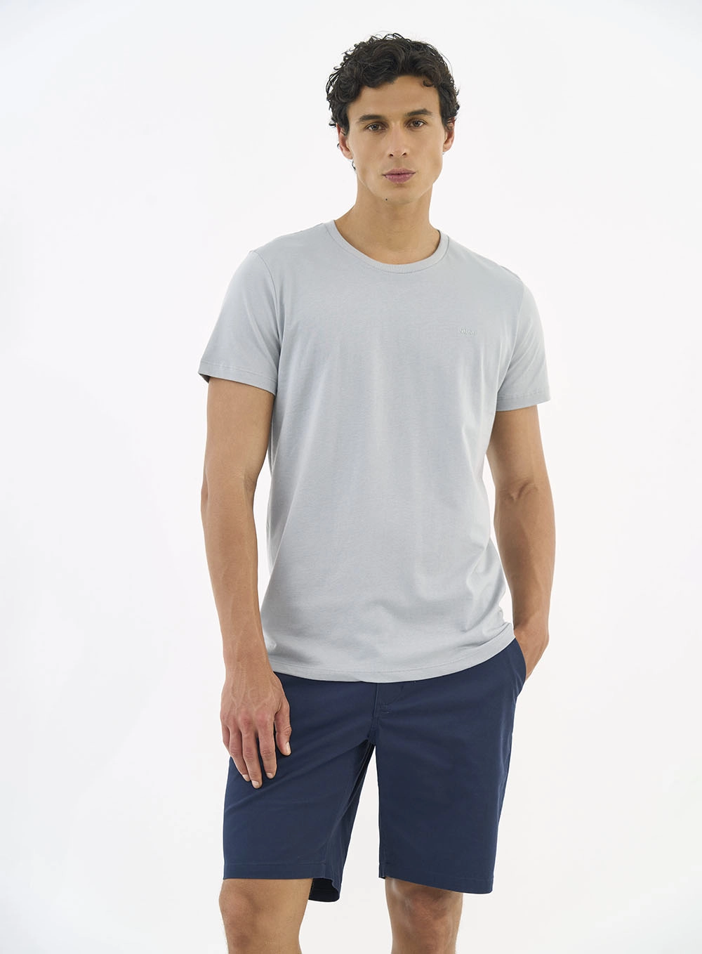 Camiseta Masculina Essential Cinza