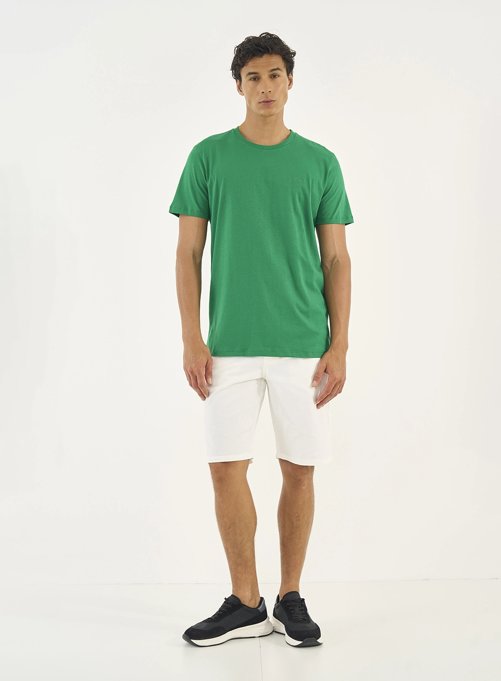 Camiseta Masculina Essential Verde