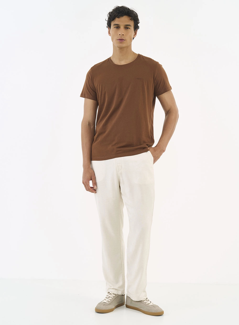 Camiseta Masculina Essential Marrom