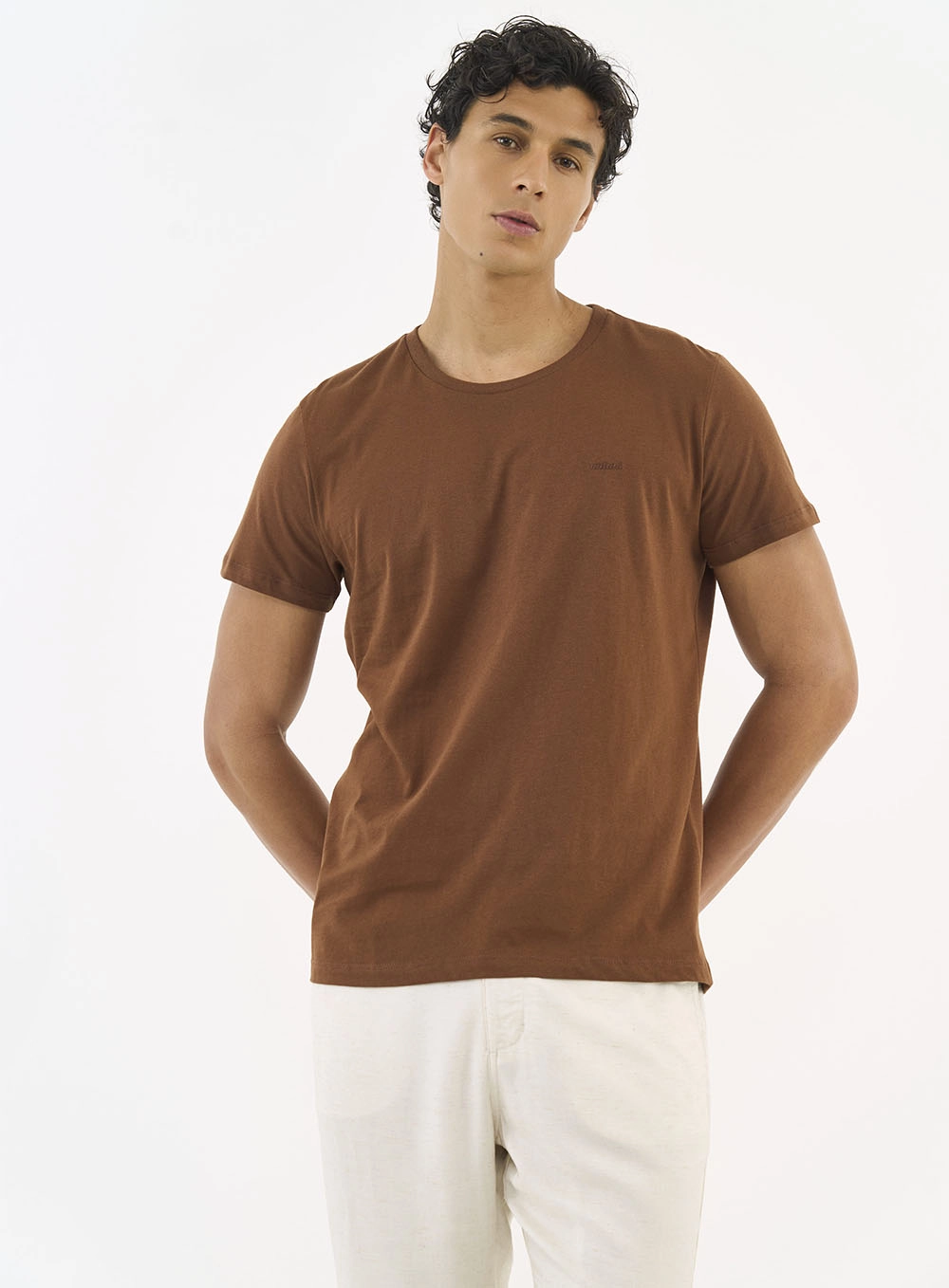 Camiseta Masculina Essential Marrom