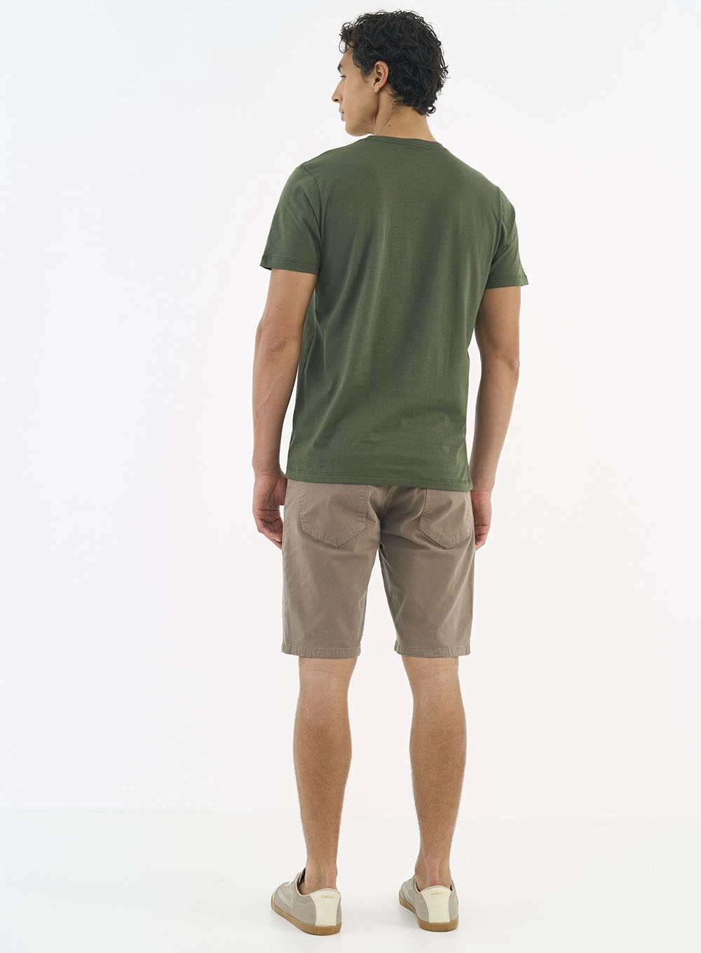 Camiseta Masculina Essential Verde Demetri