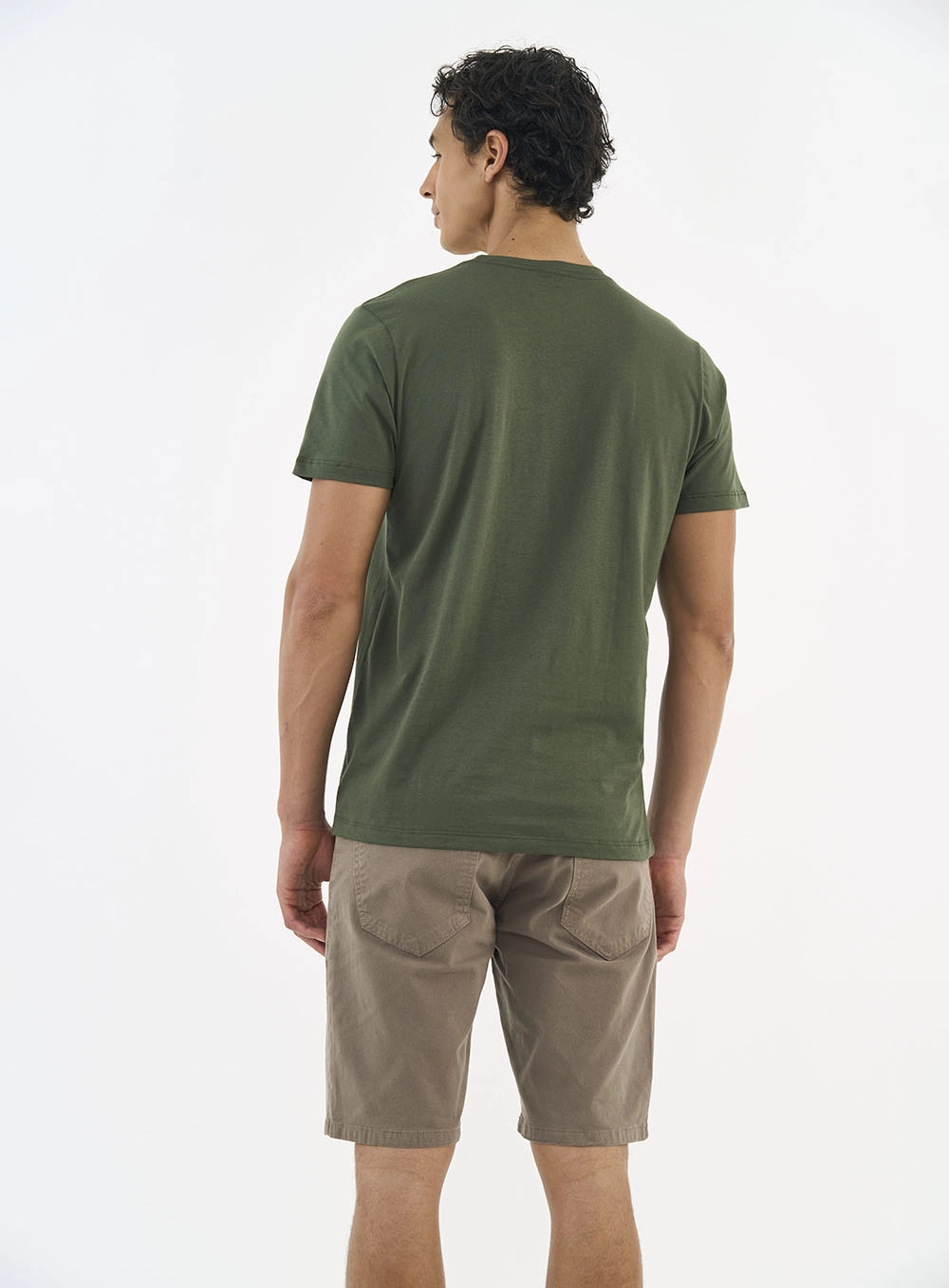 Camiseta Masculina Essential Verde Demetri