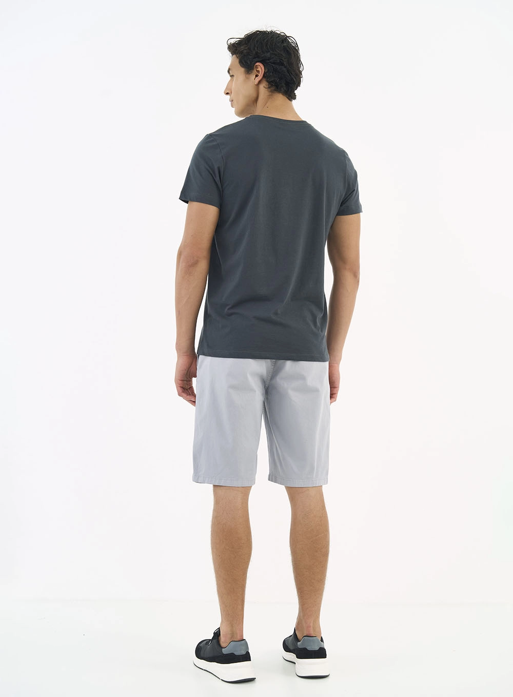 Camiseta Masculina Essential Cinza