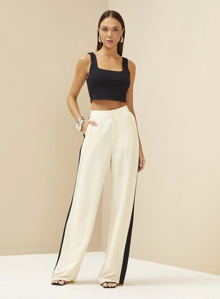 Calça Feminina Alfaiataria Com Listra Lateral