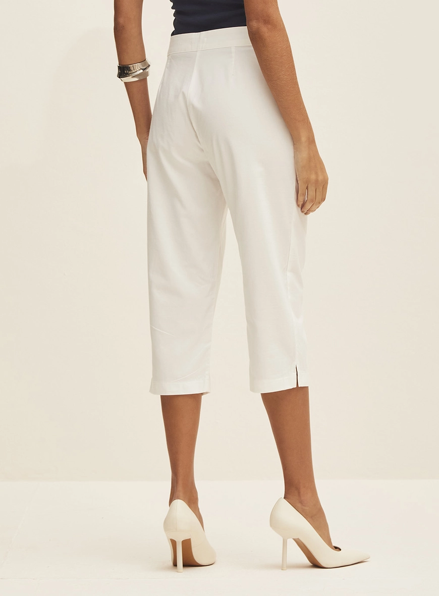 Calça Feminina Alfaiataria Capri Off Shell