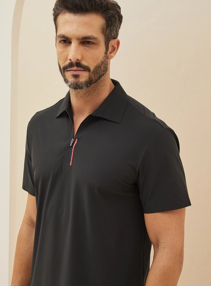 Polo Masculina Com Fecho Em Zíper
