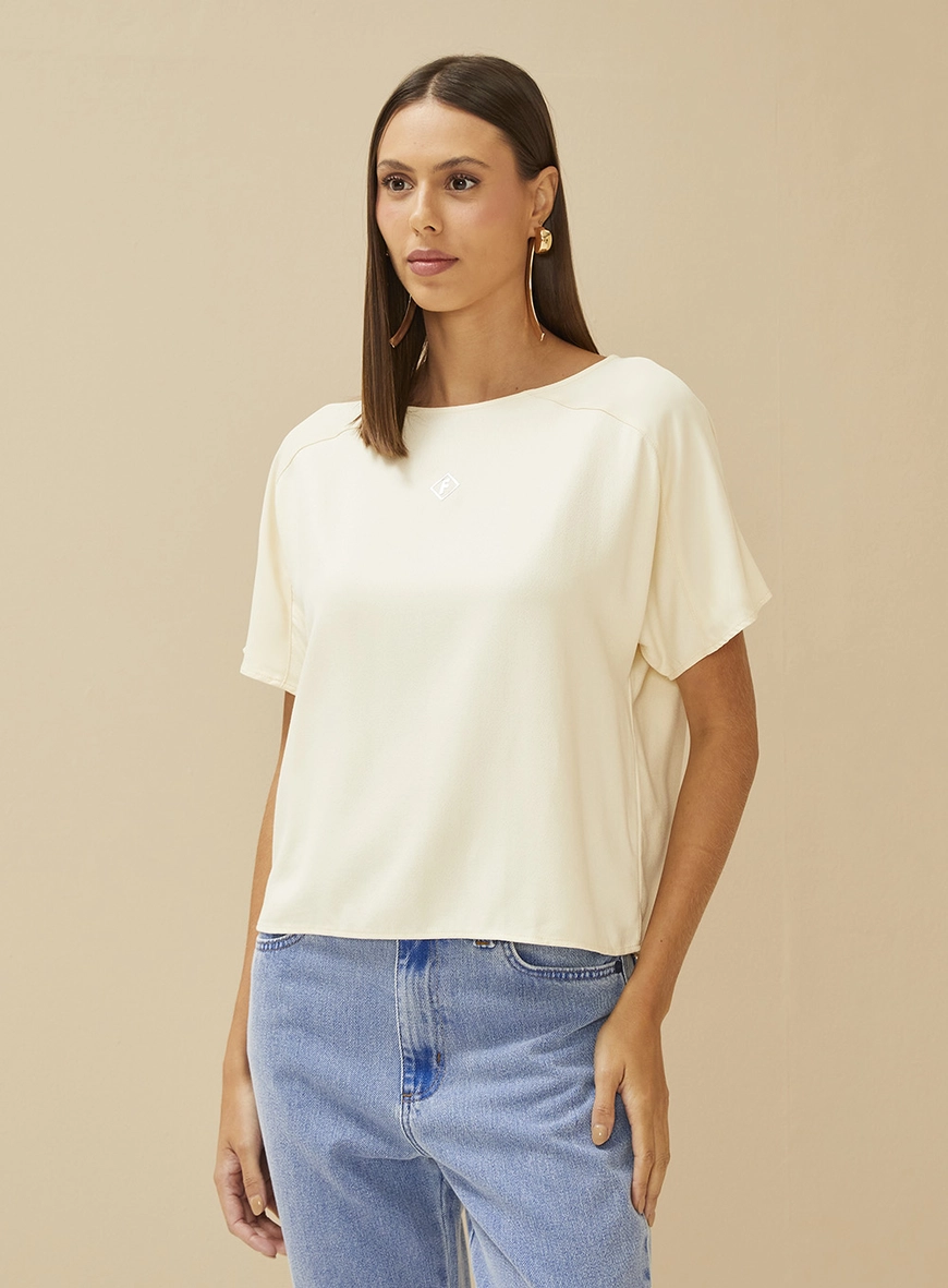 Camiseta Feminina Reta Bege
