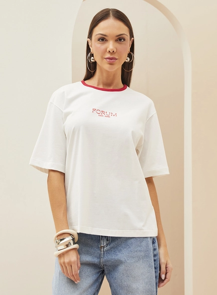 Camiseta Feminina Comfort Com Estampa Costas