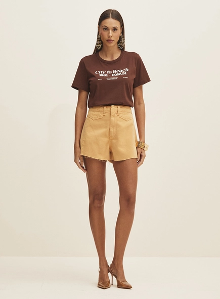 Camiseta Feminina Com Estampa Frontal