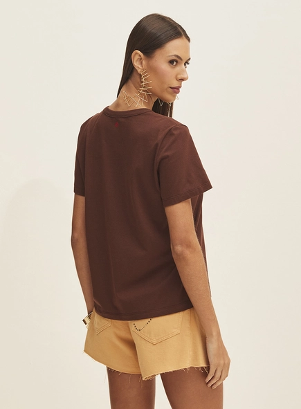 Camiseta Feminina Com Estampa Frontal