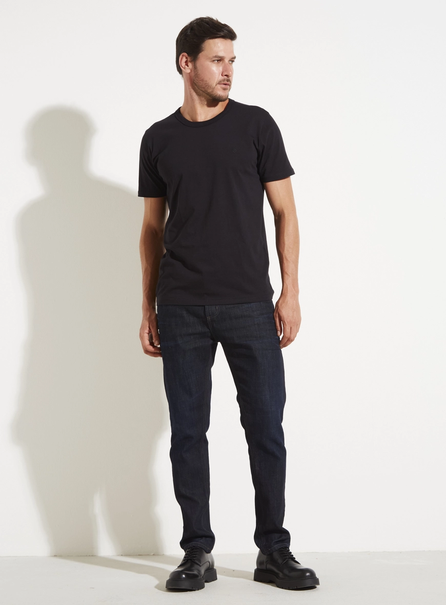 Camiseta Essencial De Algodão Preto