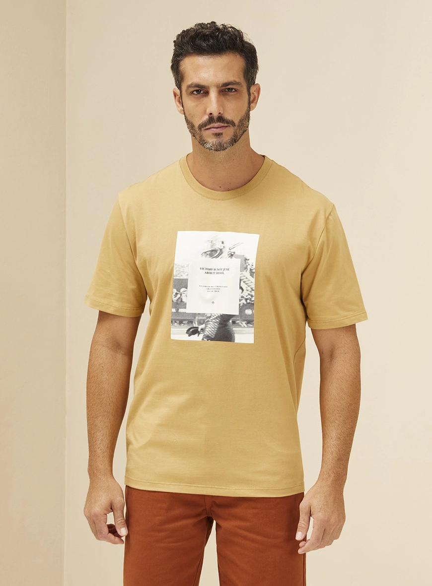 Camiseta Masculina Com Estampa Frontal Bege Soybean