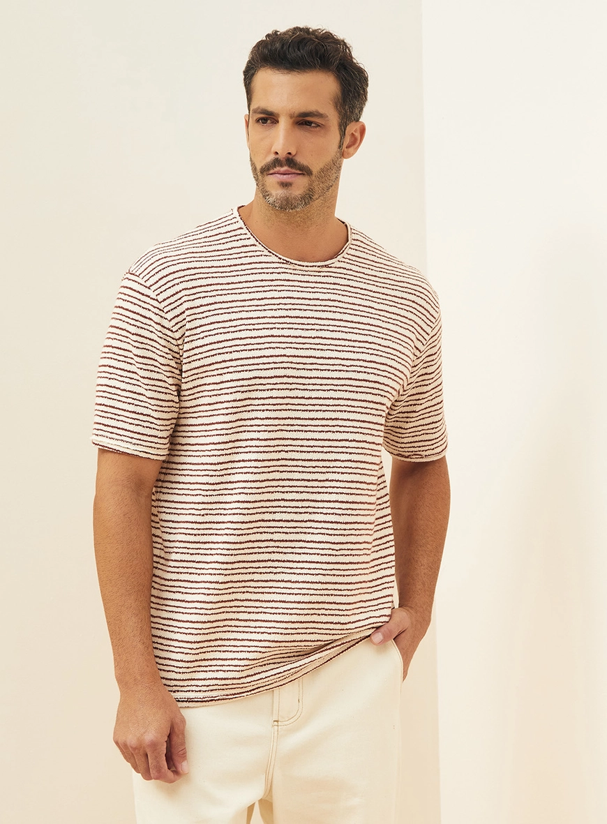 Camiseta Listrada Com Textura Estampados