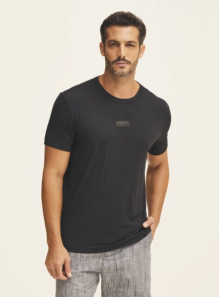 Camiseta Masculina Ajustada Com Logo