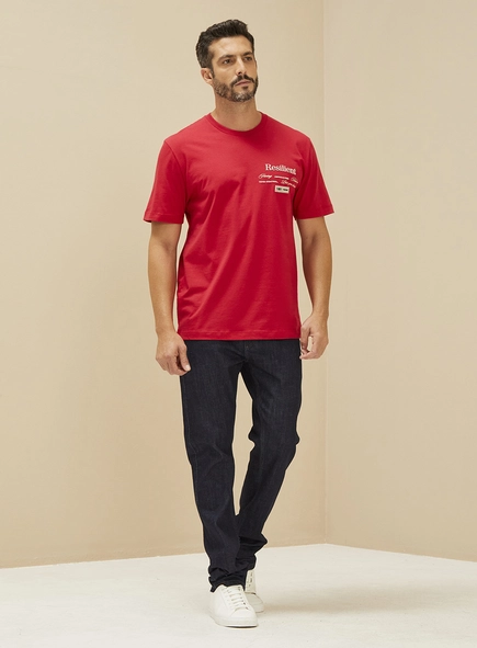Camiseta Masculina Com Detalhe Em Estampa