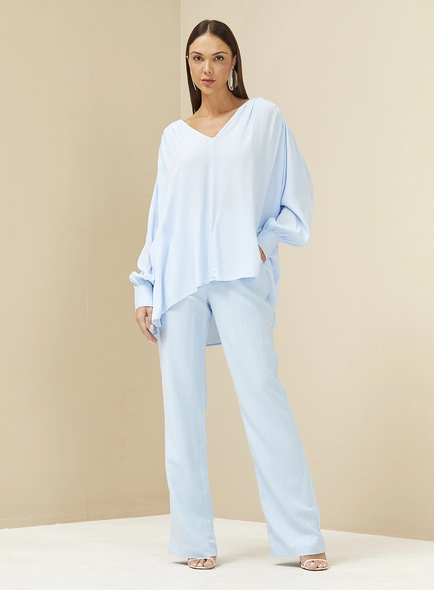Blusa Alongada Fluída E Mangas Amplas Azul