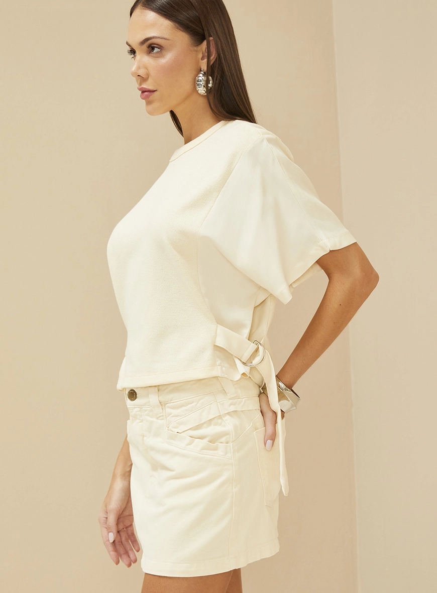 Blusa Comfy Com Detalhe Lateral Bege