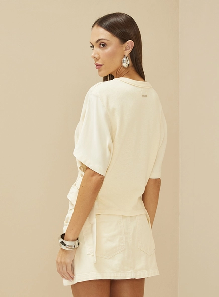 Blusa Comfy Com Detalhe Lateral
