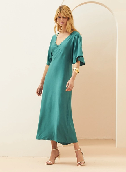 Vestido Midi Acetinado