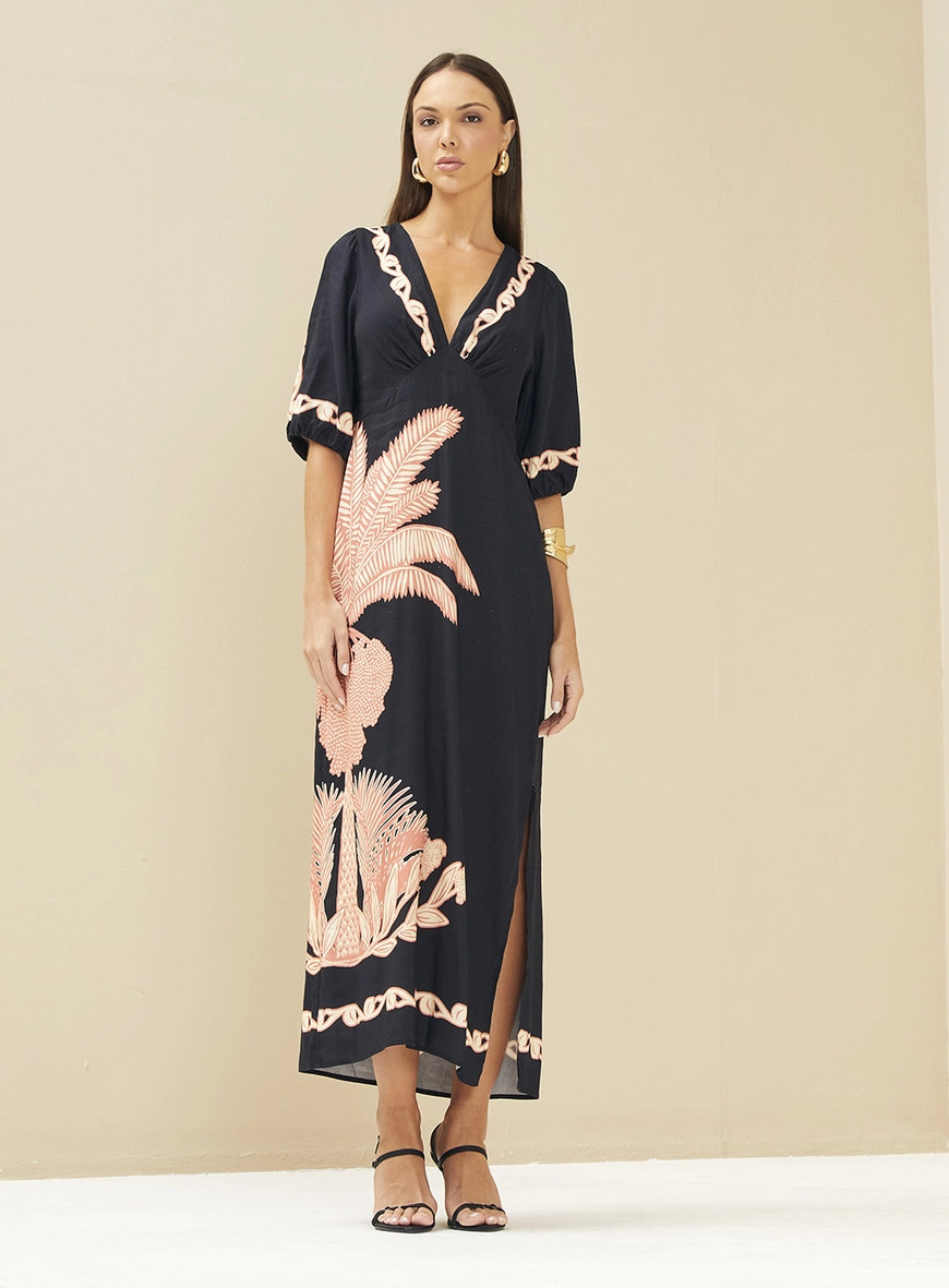 Vestido Longo Estampado Com Fenda Lateral Estampados