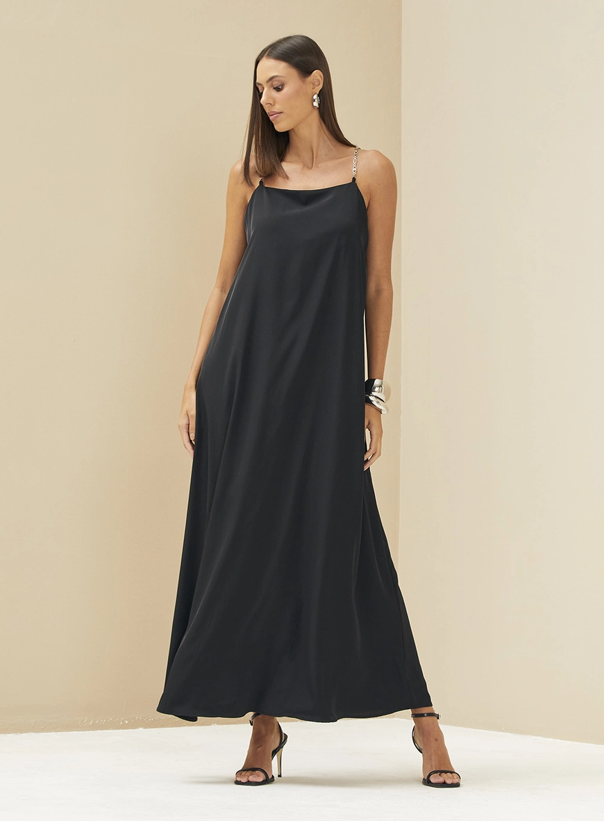 Vestido Reto Solto Decote Reto Preto