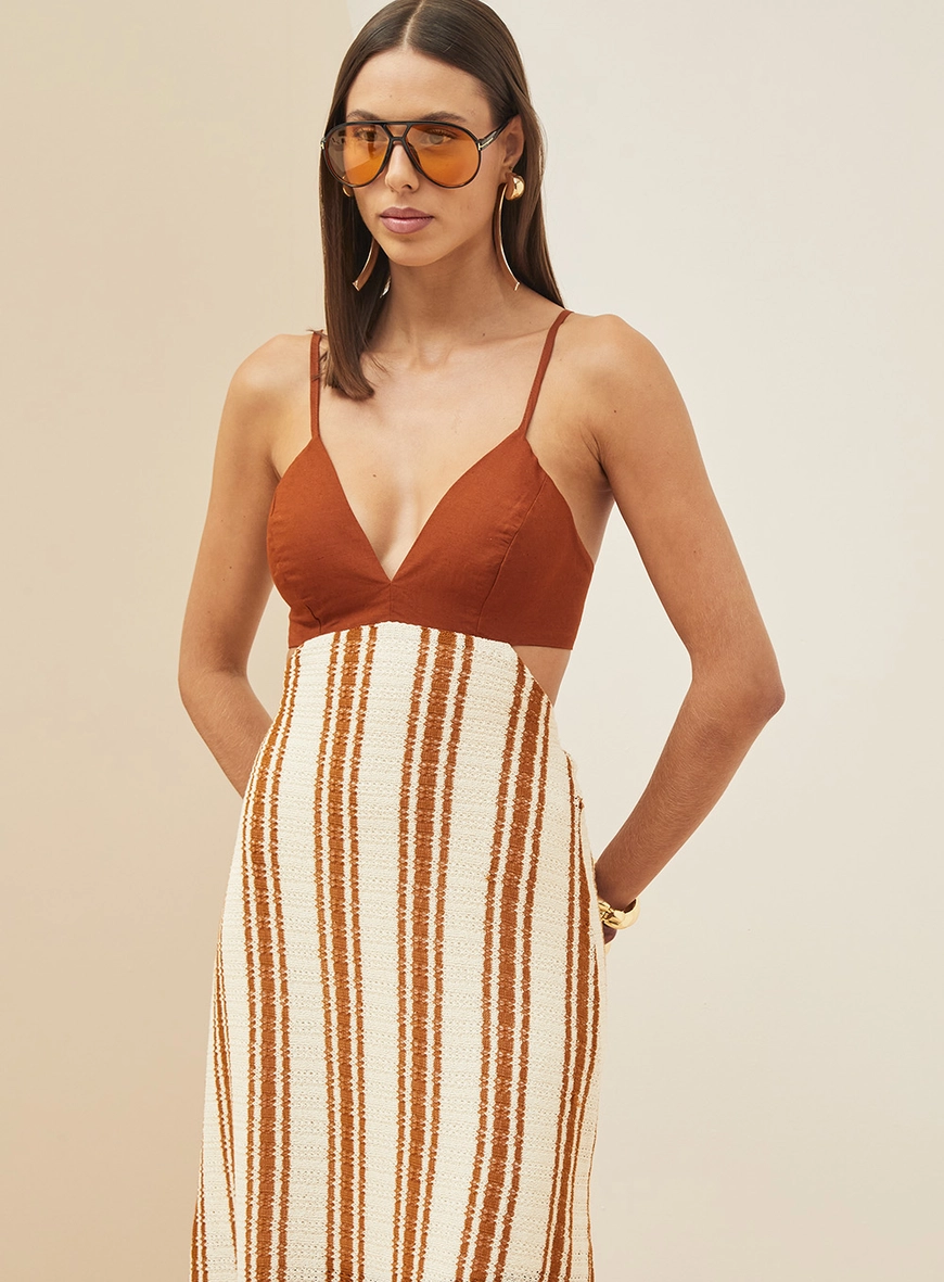 Vestido Listrado Detalhe Em Linho Estampados