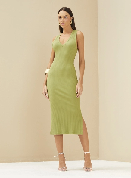 Vestido Canelado Midi Justo