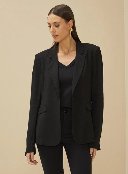 Blazer Feminino Alfaiataria Reto Com Abas