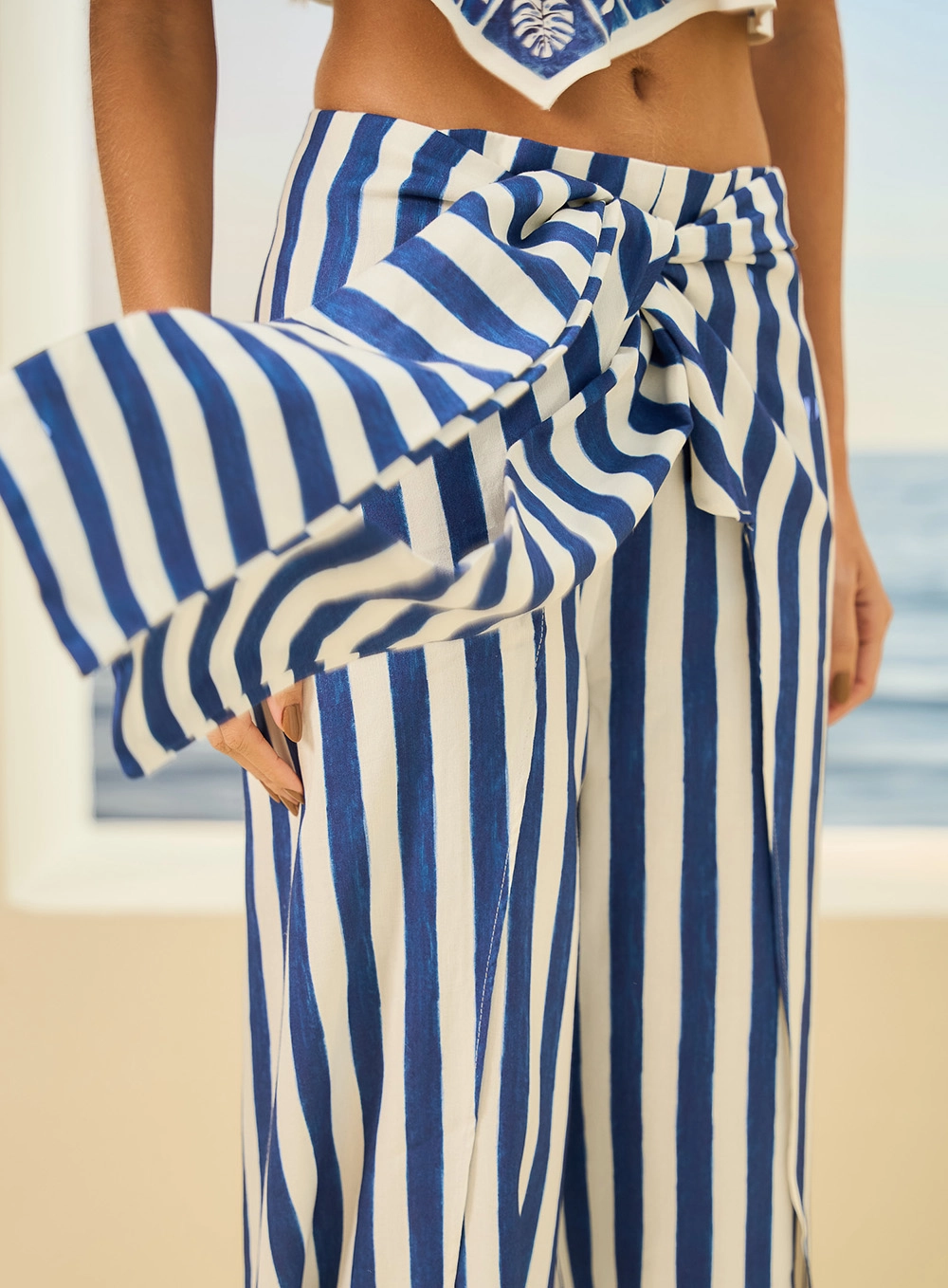 Calça Feminina Pantalona Listrada Estampados 3
