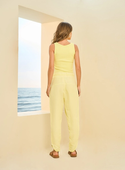 Calça Feminina De Linho Com Amarração