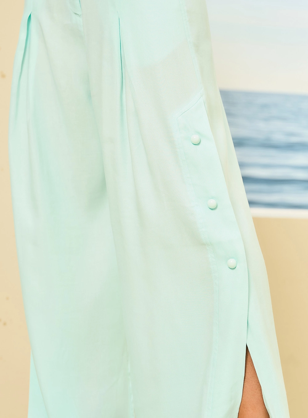 Calça Feminina Pantalona Com Fenda Verde 3