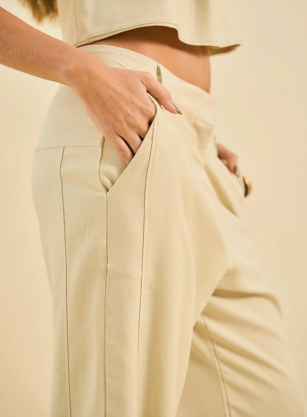 Calça Feminina Pantalona De Alfaiataria Bege 3