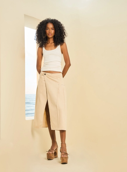 Saia Feminina Midi Com Fenda