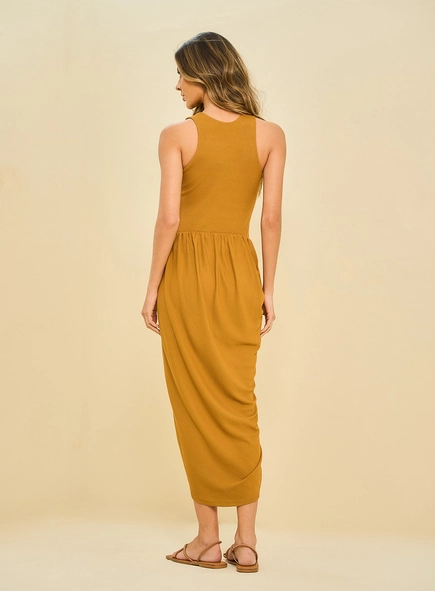 Saia Feminina  Midi Com Drapeados E Fenda