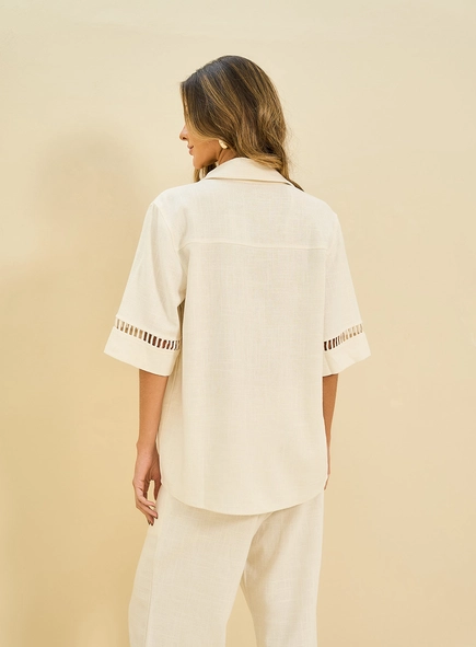 Camisa Feminina Alfaiataria Oversized Bordada